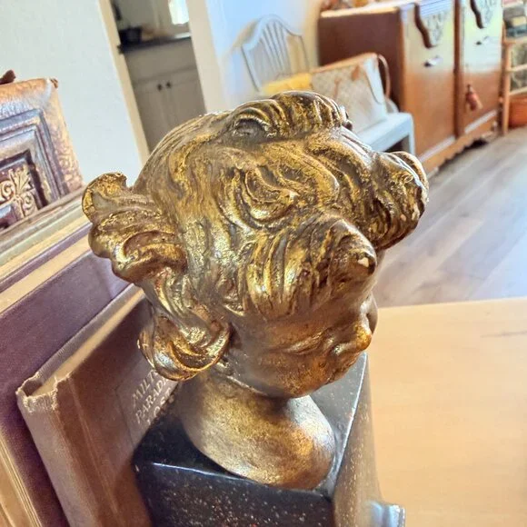 Vintage Borghese Italian Cherub Putti Bookends, Gilt Chalkware Faux Marble Base - Picture 4 of 16